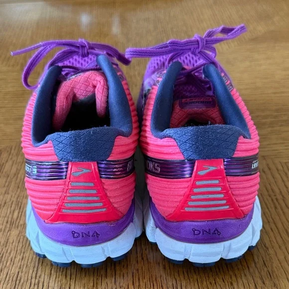 Women’s Brooks Ghost 9 size 10 - Picture 4 of 16